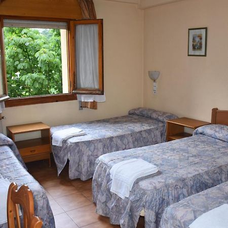 סן לורנסו דה אל אסקוריאל Hotel Tres Arcos מראה חיצוני תמונה