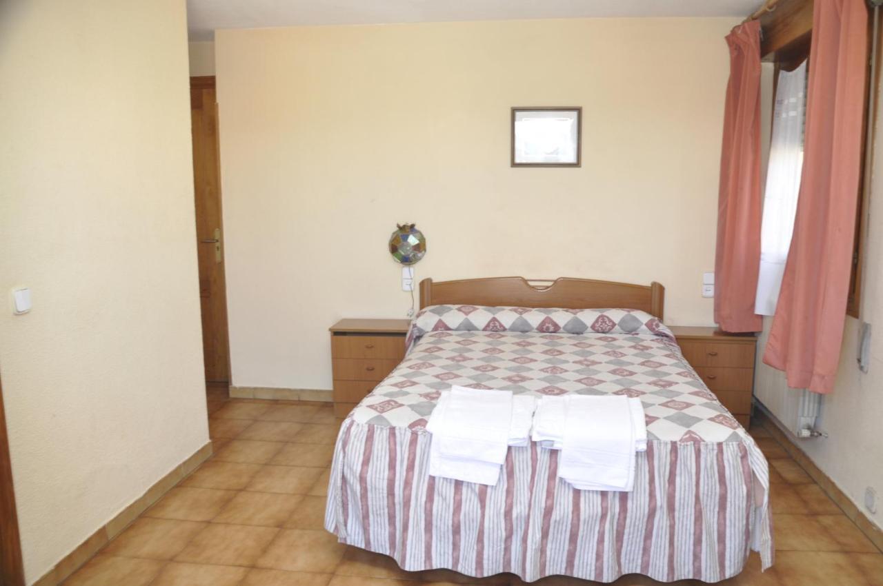 סן לורנסו דה אל אסקוריאל Hotel Tres Arcos חדר תמונה