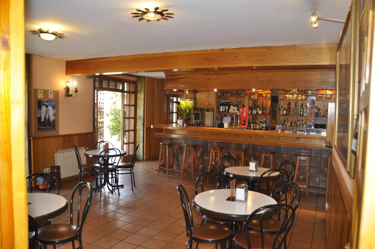 סן לורנסו דה אל אסקוריאל Hotel Tres Arcos חדר תמונה